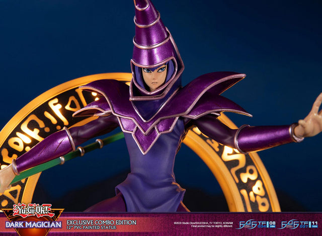 Yu-Gi-Oh! – Dark Magician (Exclusive Combo Edition) (launchphoto_dmpurple_ex-28_1.jpg)