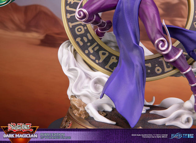 Yu-Gi-Oh! – Dark Magician (Standard Purple Edition) (launchphoto_dmpurple_st-17.jpg)