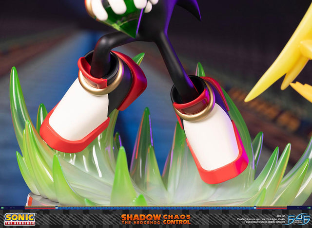 Sonic the Hedgehog™ – Shadow the Hedgehog: Chaos Control (Standard Edition) (launchphoto_shadow_stn_15.jpg)