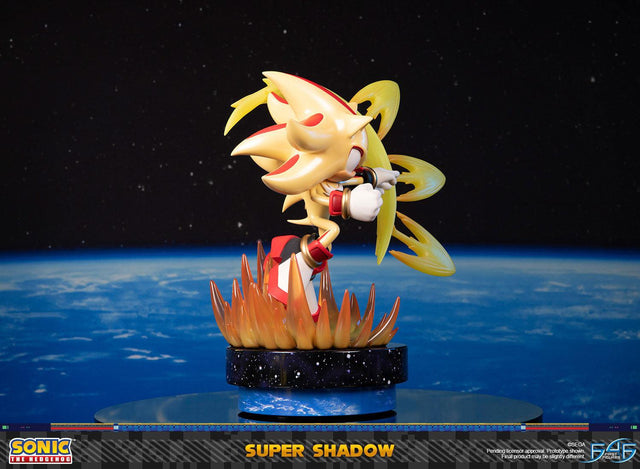 Sonic the Hedgehog™ – Super Shadow (Standard Edition) (launchphoto_supershadow_stn_04.jpg)