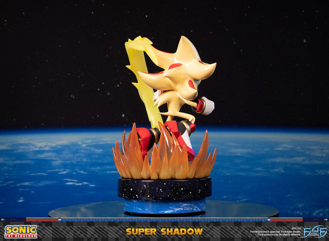 Sonic the Hedgehog™ – Super Shadow (Standard Edition) (launchphoto_supershadow_stn_05.jpg)