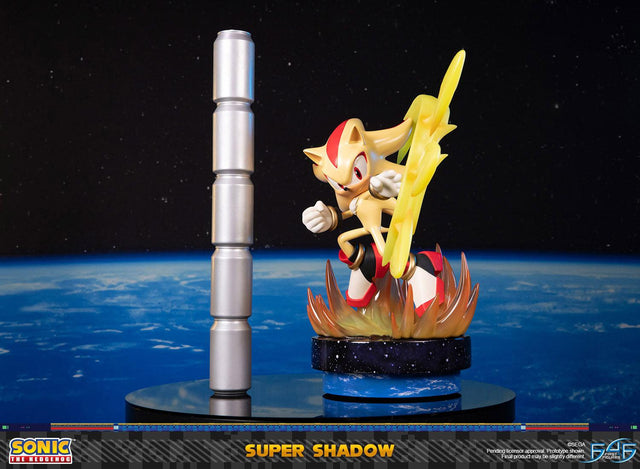 Sonic the Hedgehog™ – Super Shadow (Standard Edition) (launchphoto_supershadow_stn_09.jpg)