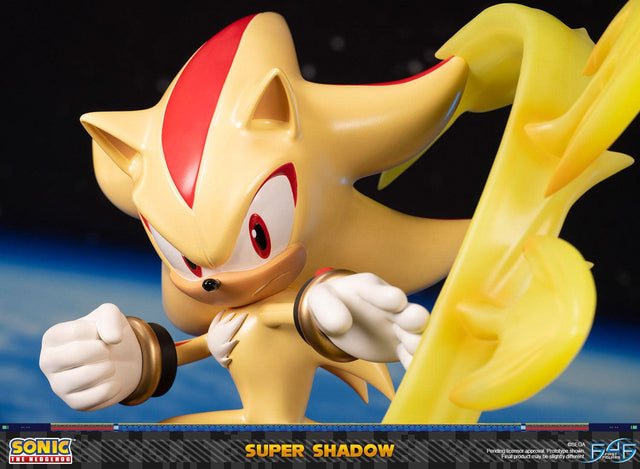 Sonic the Hedgehog™ – Super Shadow (Standard Edition) (launchphoto_supershadow_stn_21.jpg)