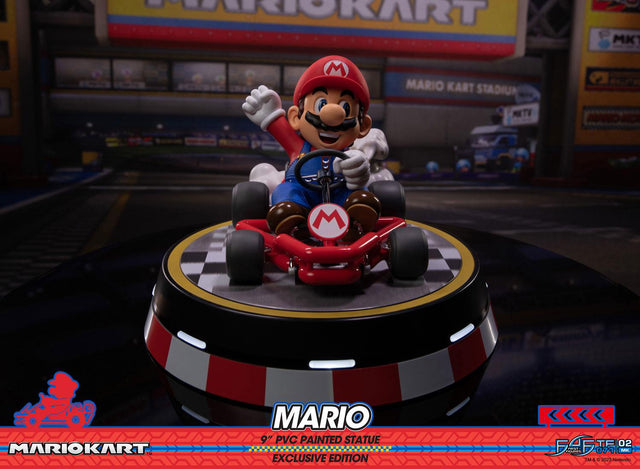Mario Kart PVC - Exclusive Edition (mariokartex_13.jpg)