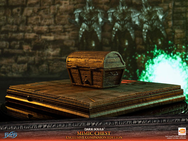 Mimic Chest Exclusive Companion Edition (mimicchest-exc-21.jpg)