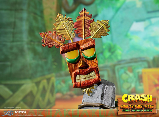 Crash Bandicoot™- Mini Aku Aku Mask Combo Companion Edition (miniakuakumask-combo-h-16.jpg)