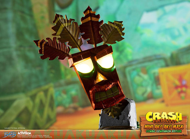 Crash Bandicoot™- Mini Aku Aku Mask Combo Companion Edition (miniakuakumask-combo-h-20.jpg)