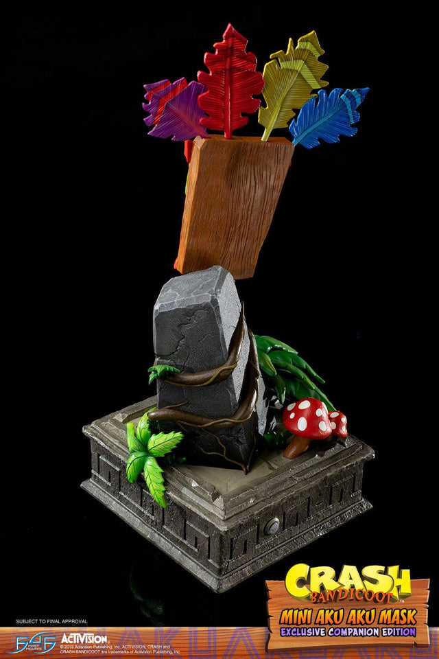Crash Bandicoot™ - Mini Aku Aku Mask Exclusive Companion Edition (miniakuakumask-exc-v-12.jpg)