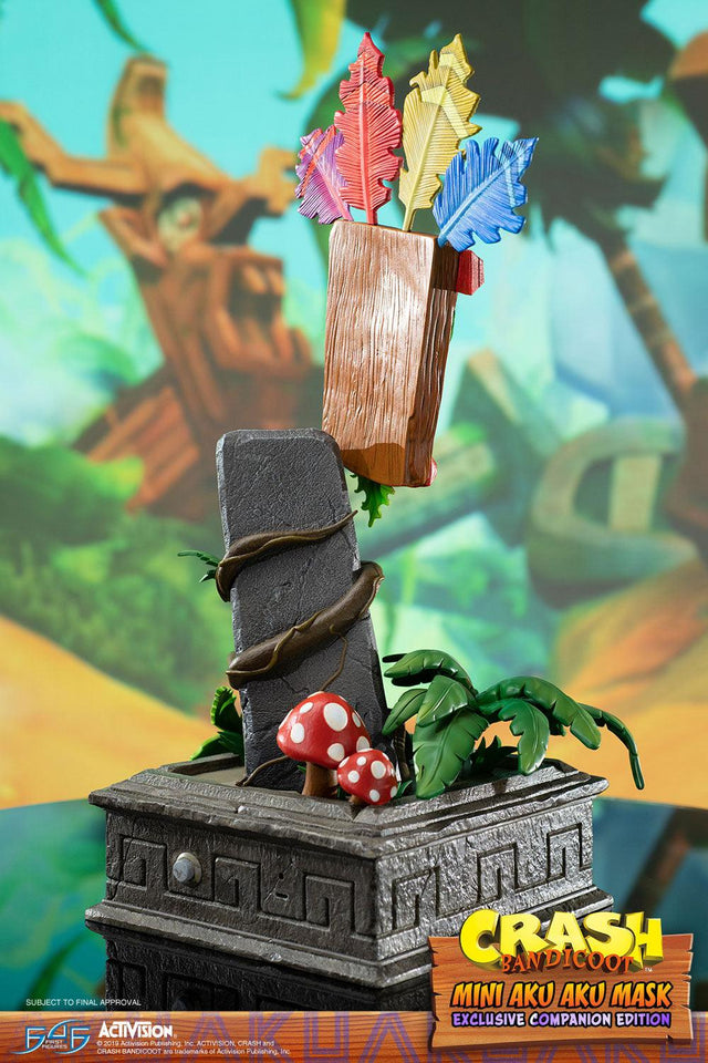 Crash Bandicoot™ - Mini Aku Aku Mask Exclusive Companion Edition (miniakuakumask-exc-v-17.jpg)