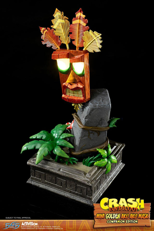 Crash Bandicoot™ - Mini Golden Aku Aku Mask Companion Edition (miniakuakumask-golden-v-04.jpg)