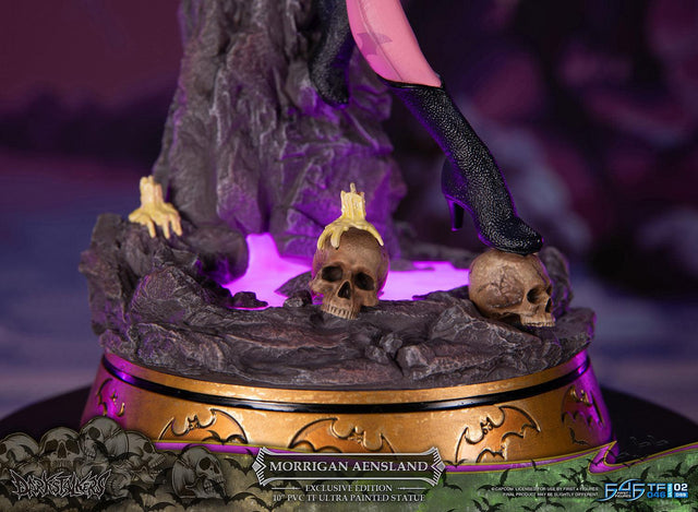 Darkstalkers – Morrigan Aensland Exclusive Edition (PVC TF Ultra) (morriganpvc_p1ex_20.jpg)