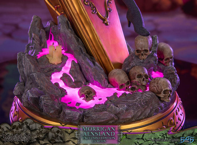 Darkstalkers – Morrigan Aensland Exclusive Edition (1/6 Resin) (morriganresin_p1ex_23.jpg)