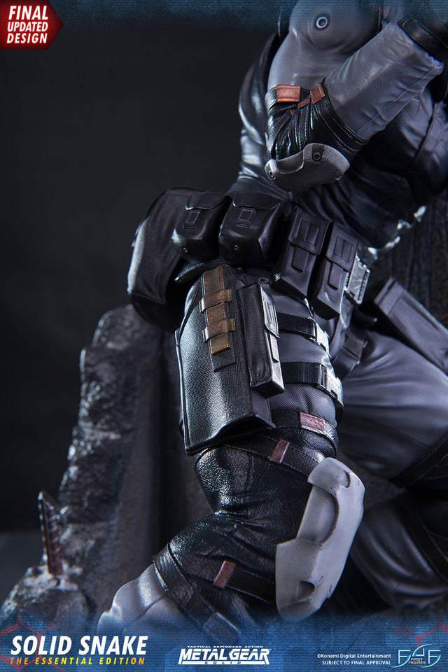Solid Snake The Essential Edition (_new_snake_ee_vertical_18.jpg)