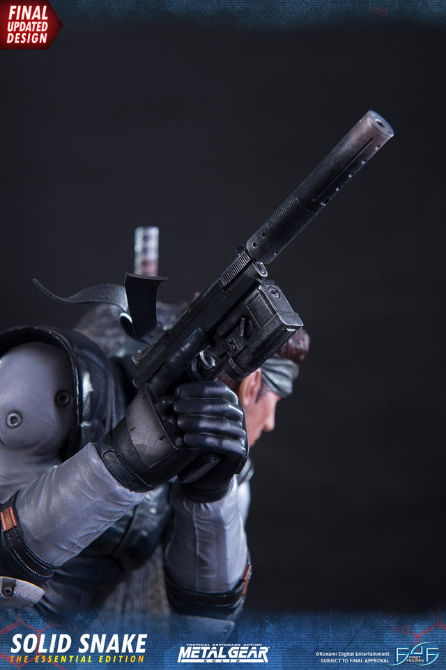 Solid Snake The Essential Edition (_new_snake_ee_vertical_20.jpg)