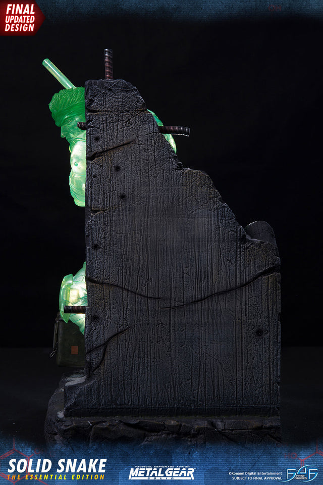 Solid Snake The Essential Edition (_new_snake_ee_vertical_52.jpg)