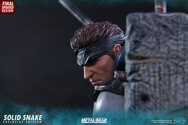 Solid Snake (Exclusive) (_new_snake_exc_horizontal_35.jpg)