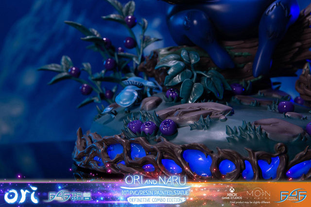 Ori and the Blind Forest™ - Ori and Naru PVC/Resin Statue Definitive Combo Edition (okinnaru_nightde_34_1.jpg)