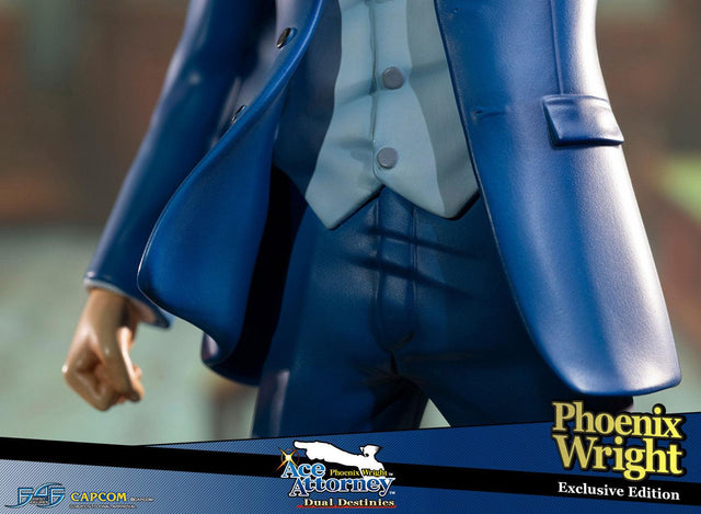 Phoenix Wright: Ace Attorney - Dual Destinies - Phoenix Wright Exclusive Edition (phoenixwright-exc-h-24.jpg)
