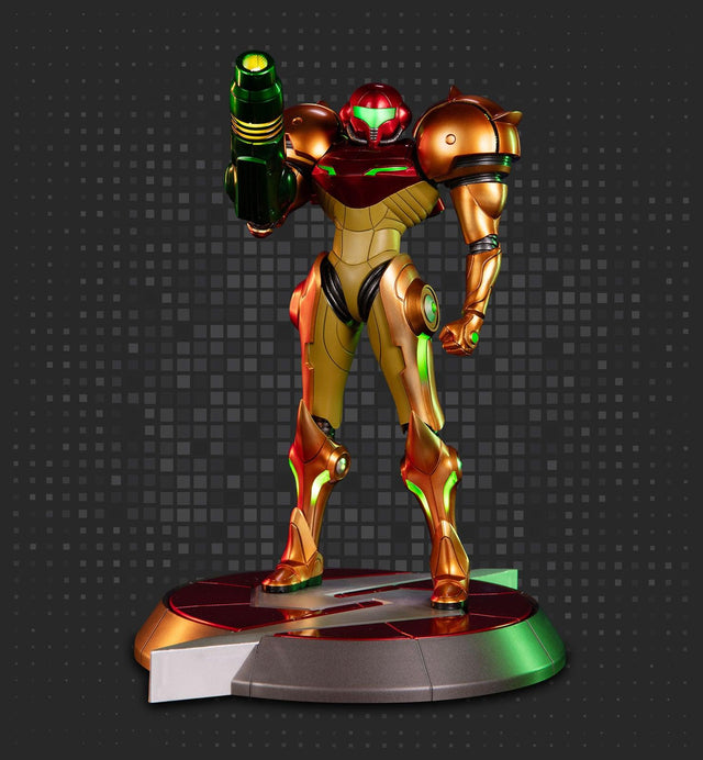Metroid Prime™ - Samus Varia Suit PVC (Exclusive Edition) (rectangle-1480x1600-samusvs-01.jpg)