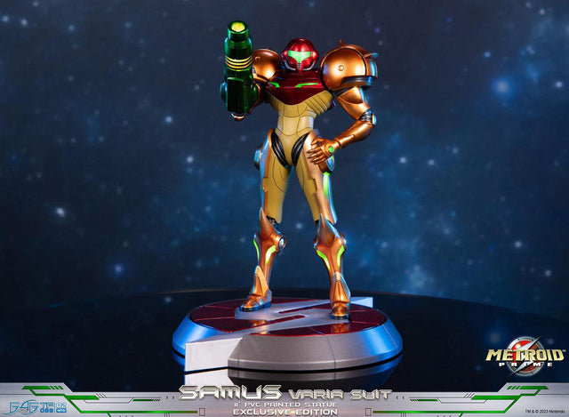 Metroid Prime™ - Samus Varia Suit PVC (Exclusive Edition) (samusvs_ex_09_1.jpg)