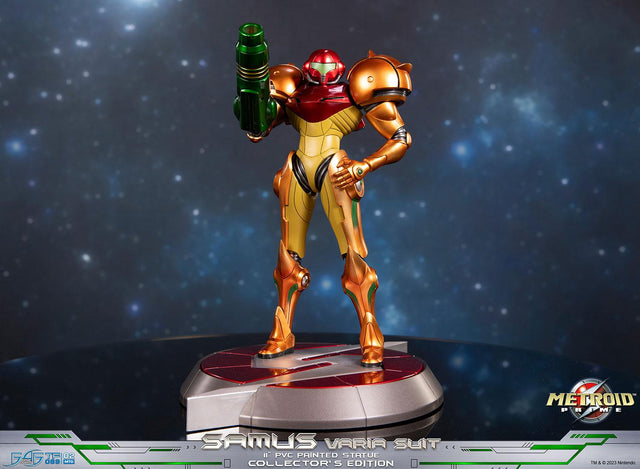 Metroid Prime™ - Samus Varia Suit PVC (Collector's Edition) (samusvs_ex_28.jpg)