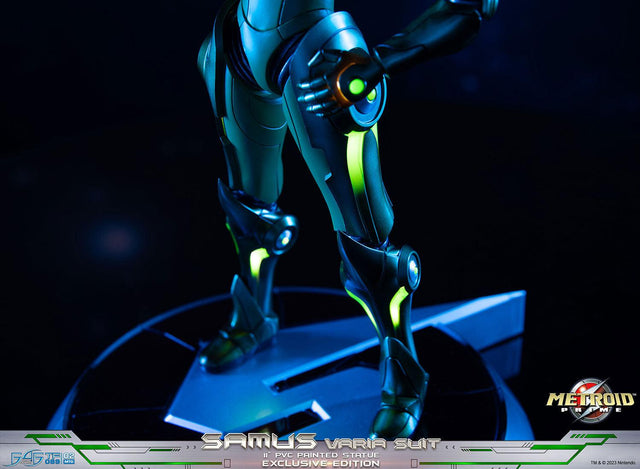 Metroid Prime™ - Samus Varia Suit PVC (Exclusive Edition) (samusvs_ex_41_1.jpg)