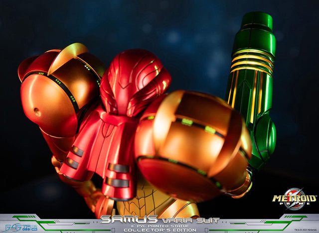 Metroid Prime™ - Samus Varia Suit PVC (Collector's Edition) (samusvs_ex_48.jpg)