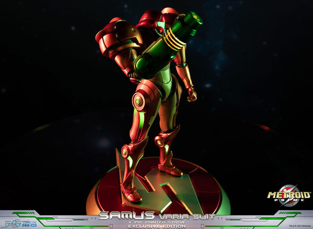 Metroid Prime™ - Samus Varia Suit PVC (Exclusive Edition) (samusvs_ex_57_1.jpg)