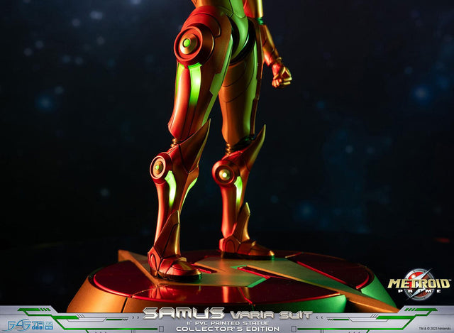 Metroid Prime™ - Samus Varia Suit PVC (Collector's Edition) (samusvs_ex_60.jpg)