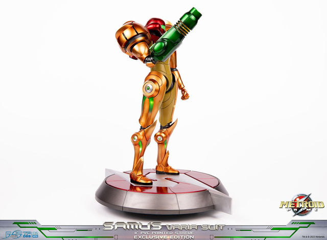 Metroid Prime™ - Samus Varia Suit PVC (Exclusive Edition) (samusvs_ex_65_1.jpg)