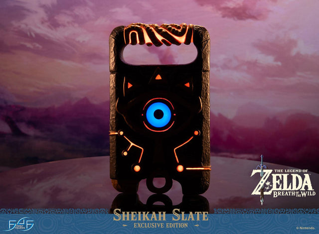 The Legend of Zelda™: Breath of the Wild - Sheikah Slate (Exclusive Edition) (sheikahslate_ex_11.jpg)