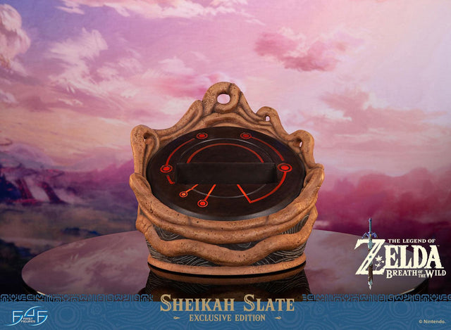 The Legend of Zelda™: Breath of the Wild - Sheikah Slate (Exclusive Edition) (sheikahslate_ex_22.jpg)