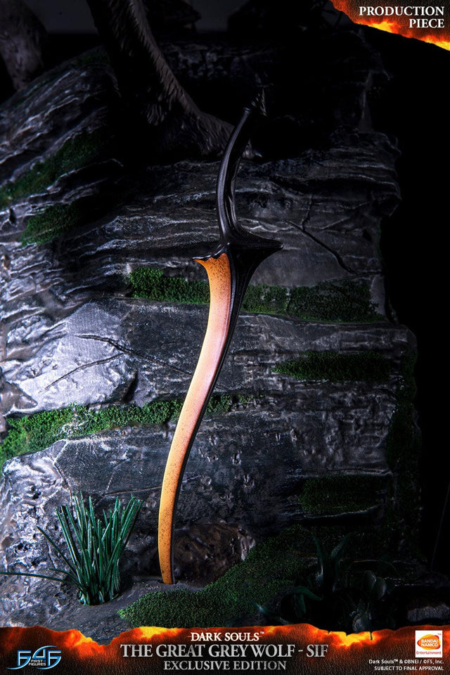 The Great Grey Wolf, Sif (Exclusive) (sif-exc-new-vertical-08.jpg)