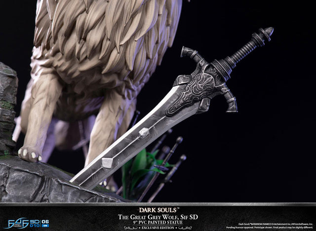 Dark Souls™ - The Great Grey Wolf Sif SD PVC Statue (Exclusive Edition) (sifsd-exc-08.jpg)