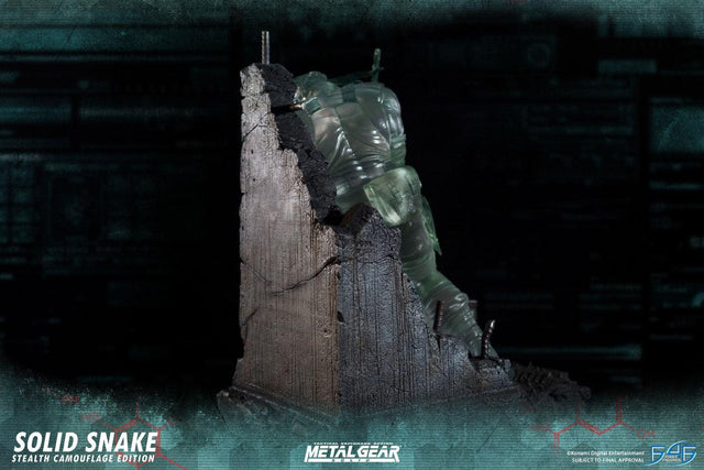 Solid Snake Stealth Camouflage Edition (snake_sce_horizontal_06.jpg)