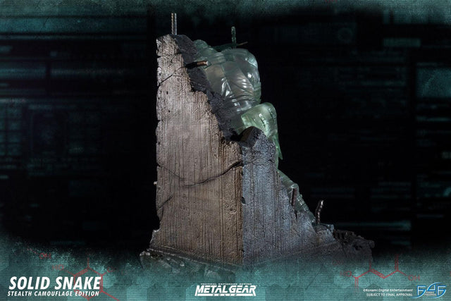 Solid Snake Stealth Camouflage Edition (snake_sce_horizontal_15.jpg)