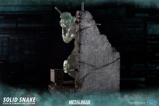 Solid Snake Stealth Camouflage Edition (snake_sce_horizontal_17.jpg)