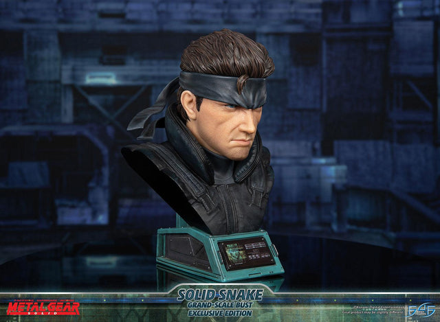 Metal Gear Solid - Solid Snake Grand-Scale Bust (Exclusive Edition GSB) (snakebust-gsb_ex_35.jpg)