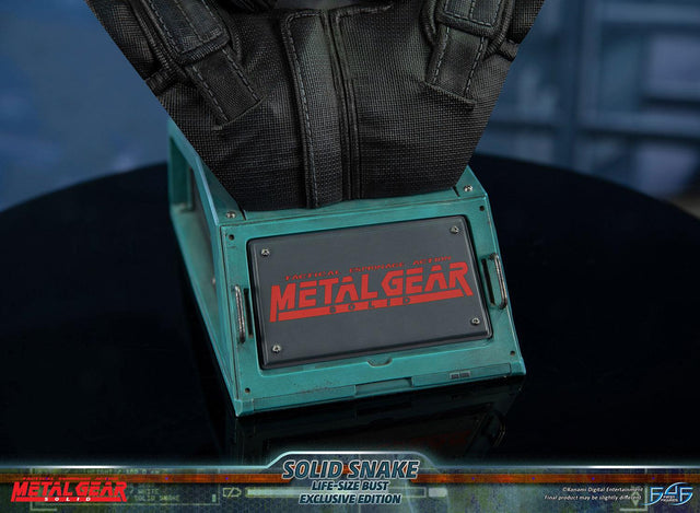 Metal Gear Solid - Solid Snake Life-Size Bust (Exclusive Edition LSB) (snakebust-lsb-ex_29.jpg)