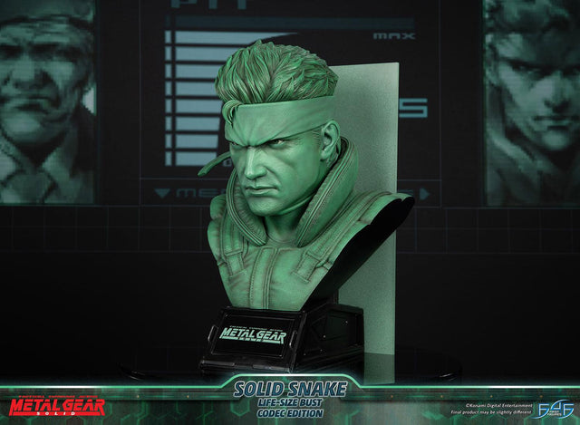 Metal Gear Solid - Solid Snake Life-Size Bust (Codec Edition LSB) (snakebust-lsb_co_07.jpg)