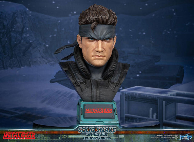 Metal Gear Solid - Solid Snake Life-Size Bust (Exclusive Edition LSB) (snakebust-lsb_ex_10.jpg)