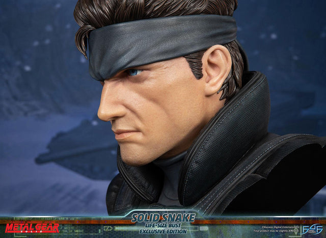 Metal Gear Solid - Solid Snake Life-Size Bust (Exclusive Edition LSB) (snakebust-lsb_ex_16.jpg)