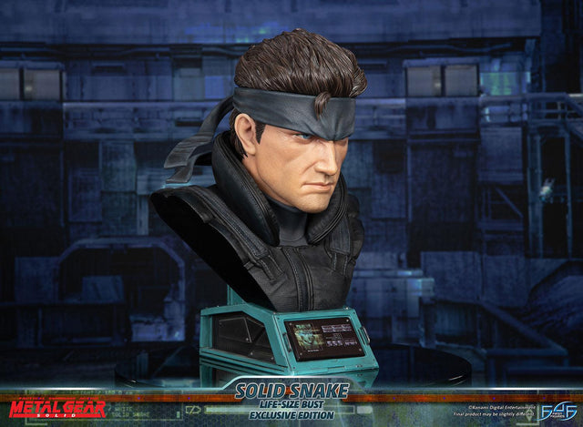 Metal Gear Solid - Solid Snake Life-Size Bust (Exclusive Edition LSB) (snakebust-lsb_ex_19.jpg)