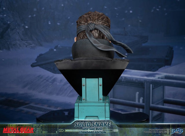 Metal Gear Solid - Solid Snake Life-Size Bust (Standard LSB) (snakebust-lsb_st_04.jpg)