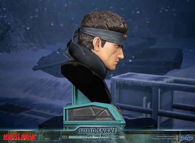 Metal Gear Solid - Solid Snake Life-Size Bust (Standard LSB) (snakebust-lsb_st_06.jpg)