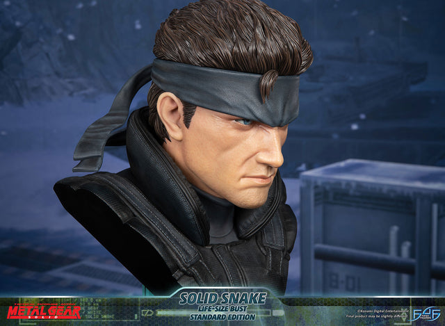 Metal Gear Solid - Solid Snake Life-Size Bust (Standard LSB) (snakebust-lsb_st_13.jpg)