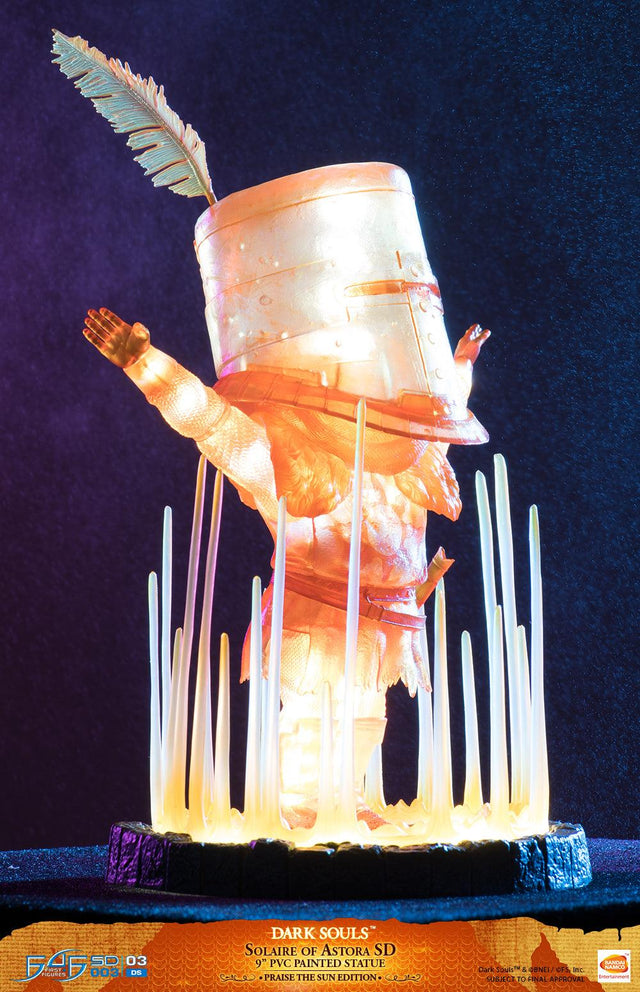 Solaire of Astora SD Praise the Sun Edition (solairesd-web-v-pts-02.jpg)