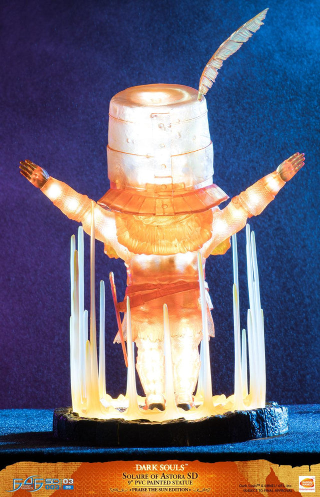 Solaire of Astora SD Praise the Sun Edition (solairesd-web-v-pts-05.jpg)