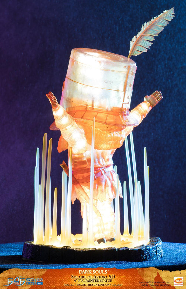 Solaire of Astora SD Praise the Sun Edition (solairesd-web-v-pts-06.jpg)