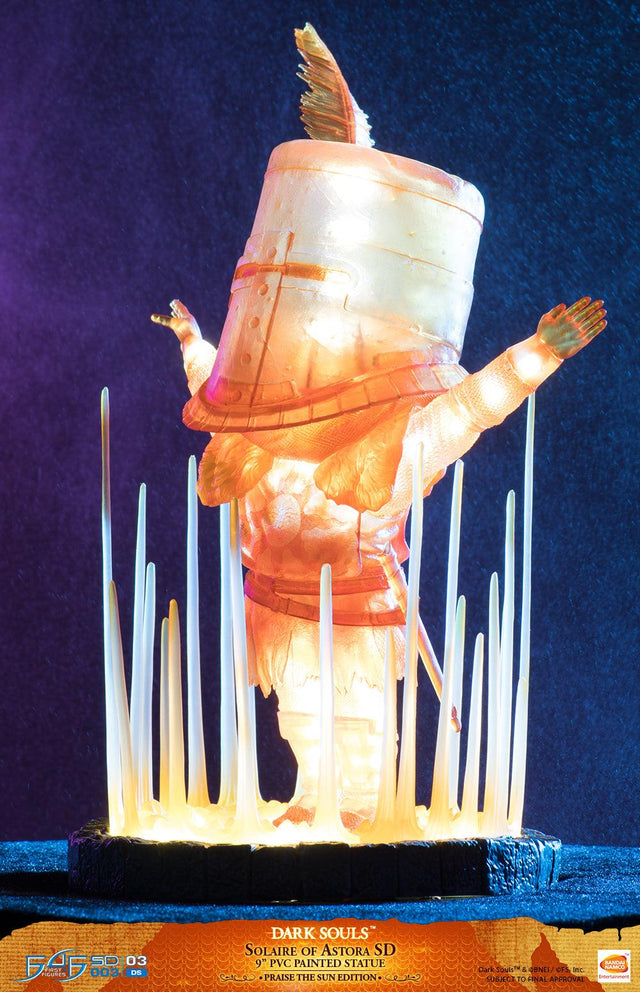 Solaire of Astora SD Praise the Sun Edition (solairesd-web-v-pts-08.jpg)